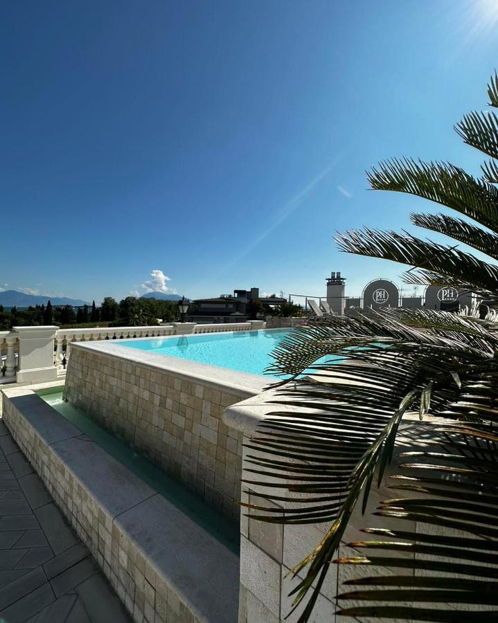 Palace Hotel Desenzano Desenzano del Garda Exterior foto
